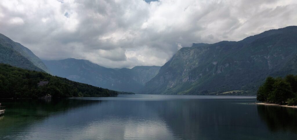 Het meer van Bohinj